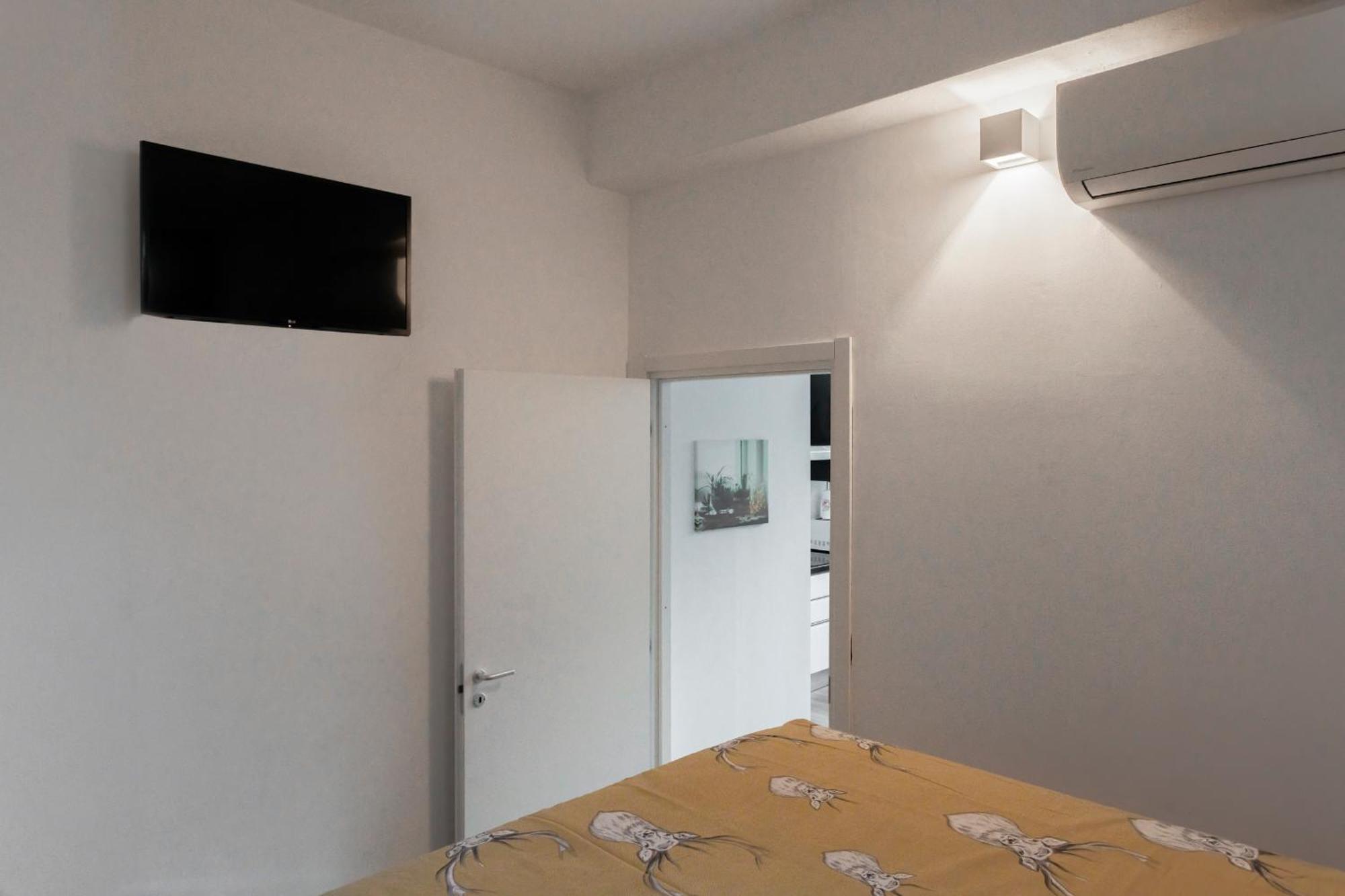 Elegant Sweet Home Suite - Milan, 15 Minute Duomo Ngoại thất bức ảnh